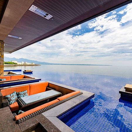 Amane Resort Seikai Beppu Eksteriør bilde Infinity pool at the hotel