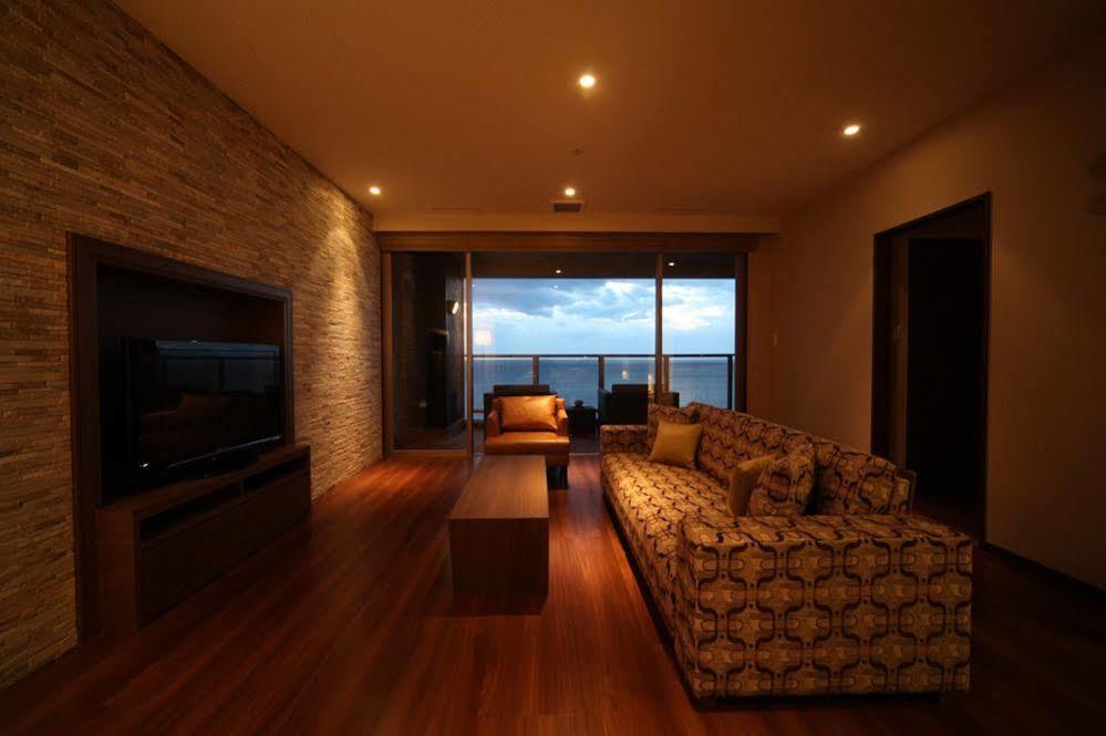 Amane Resort Seikai Beppu Eksteriør bilde A living room in a Japanese apartment