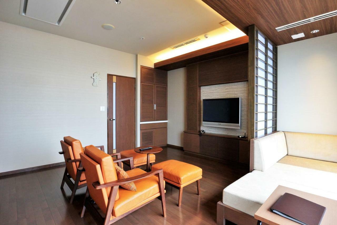 Amane Resort Seikai Beppu Eksteriør bilde A living room in a Japanese house