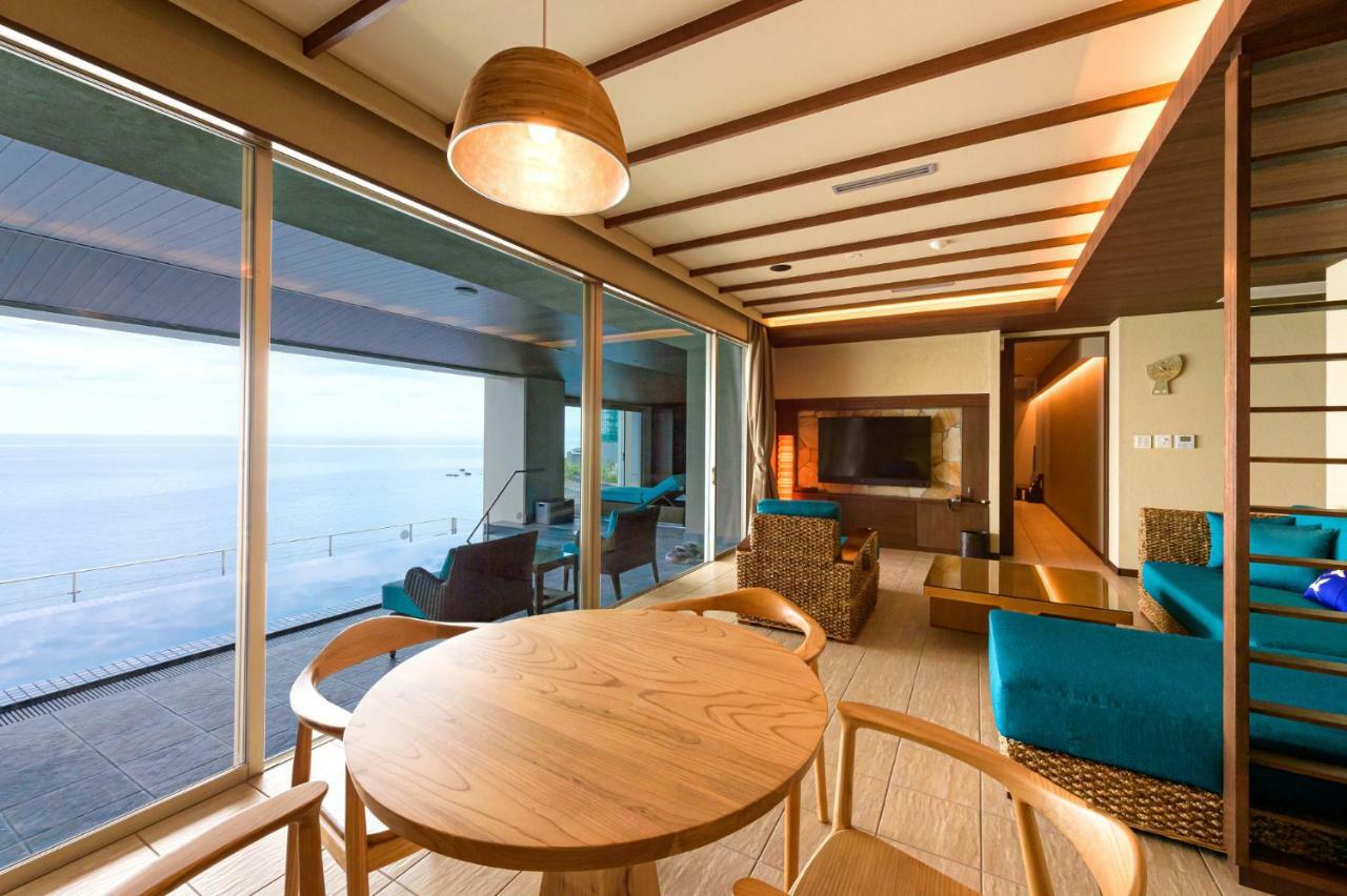 Amane Resort Seikai Beppu Eksteriør bilde The interior of a suite